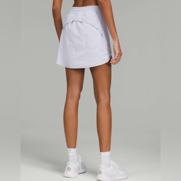 Lululemon Hotty Hot High-Rise Skirt – Pastel Blue
Size 4 - Picture 5 of 10